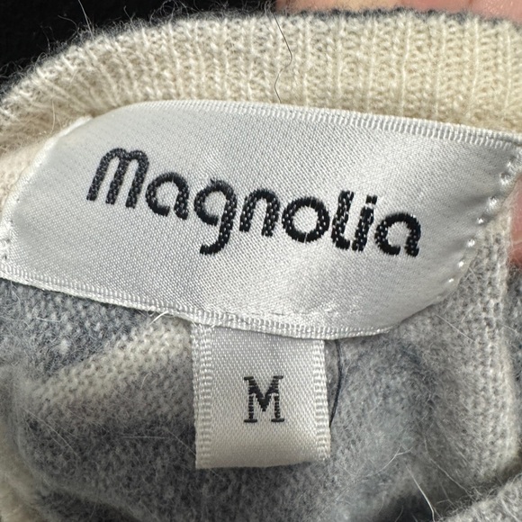 Vintage Magnolia Abstract Purple and Gray Sweater - Picture 4 of 14